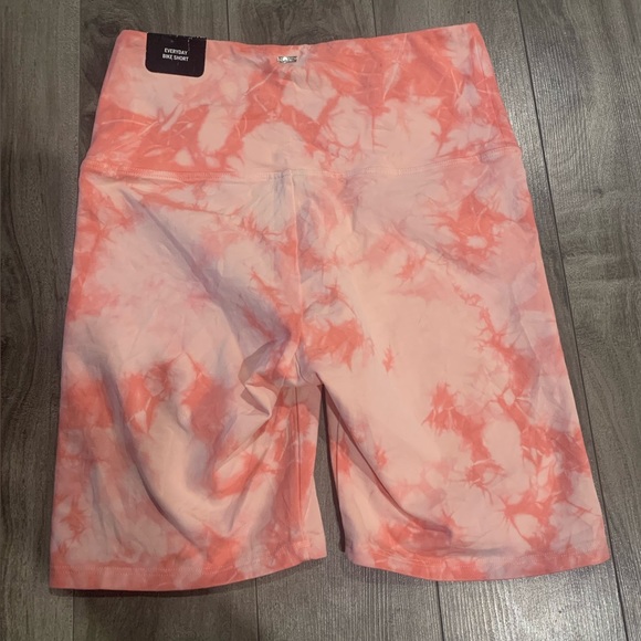“Everyday” PINK biker shorts - Picture 2 of 7
